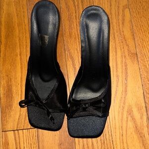 Black Slide Sandals with Bow